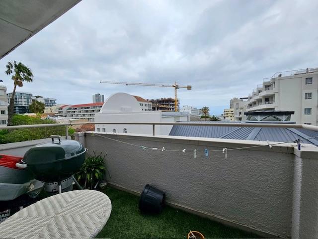 0 Bedroom Property for Sale in Sea Point Western Cape